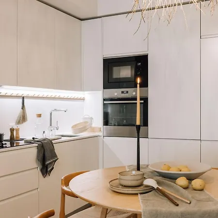 Apartament Banyak - 2 Bedrooms And Parking In Arroios *
