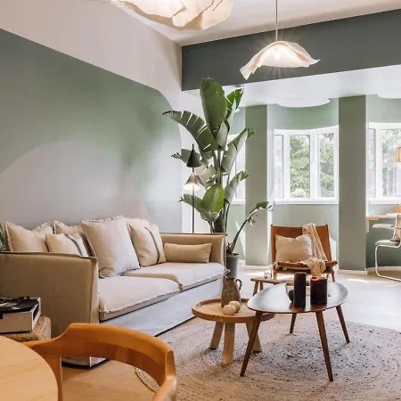 Banyak - 2 Bedrooms And Parking In Arroios * Lisbon